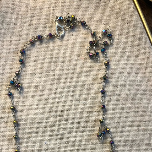 🌙 Silver Toned Gemini Necklace - Picture 5 of 5